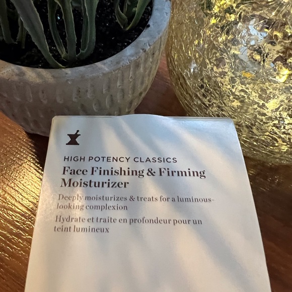 BNIB 🌺 Perricone MD - Picture 4 of 7